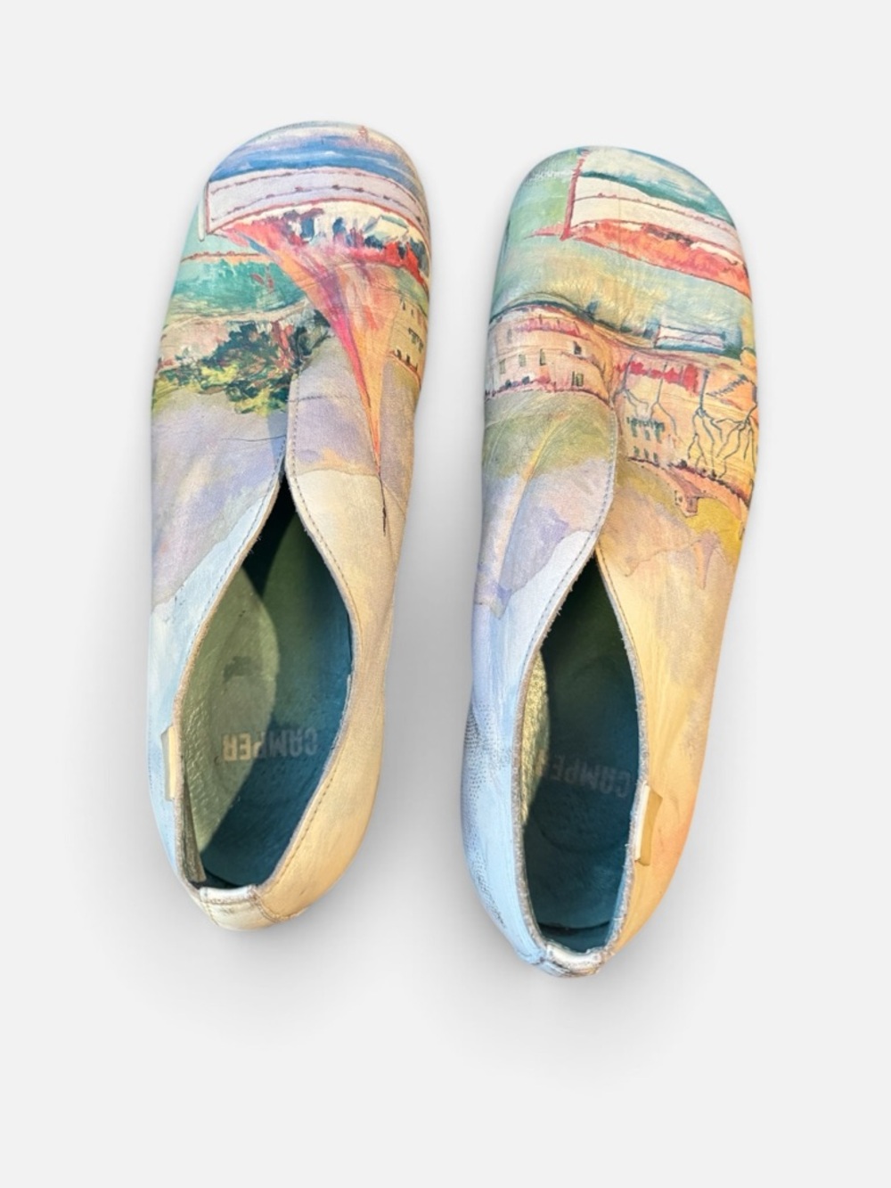 Camper Twins slip-on shoes featuring a landscape art print size 37